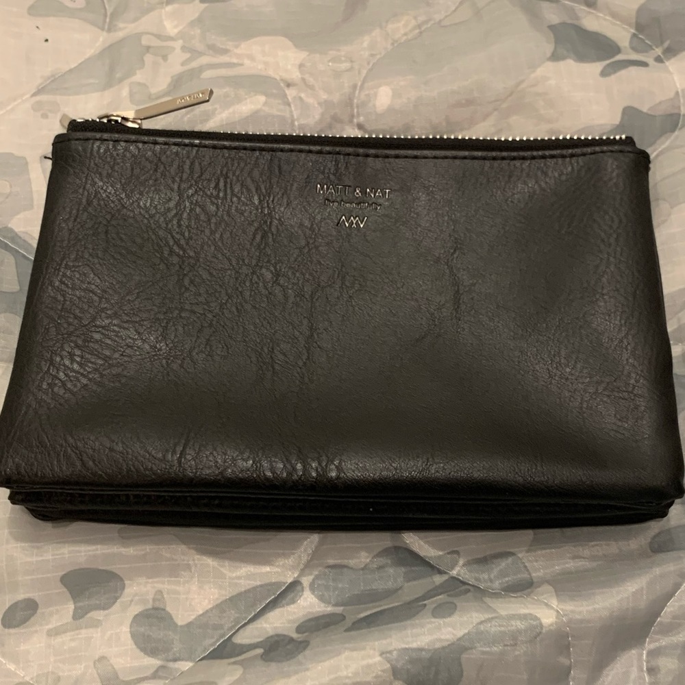 Matt & Nat triple wallet - vegan leather